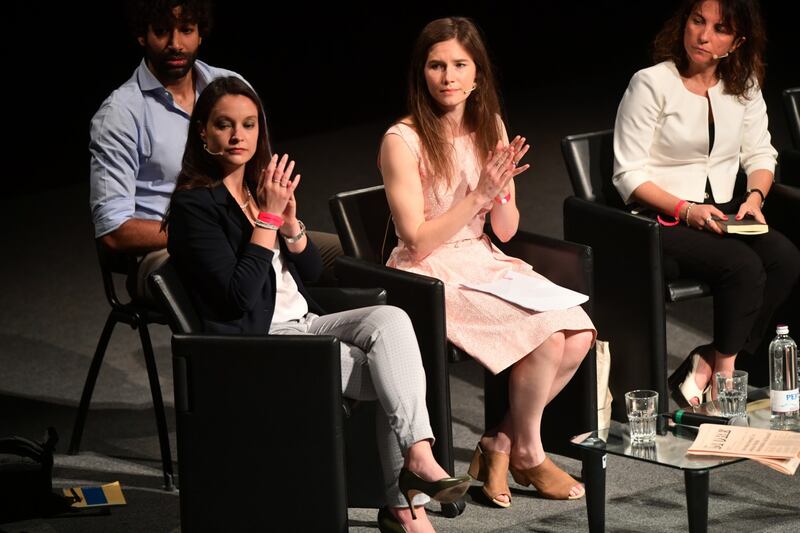 Amanda Knox si commuove al Festival della Giustizia 8