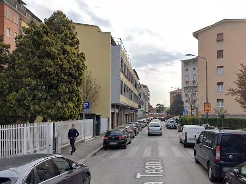 "Ho fame", e il tossicodipendente armato rapina il rider con le pizze