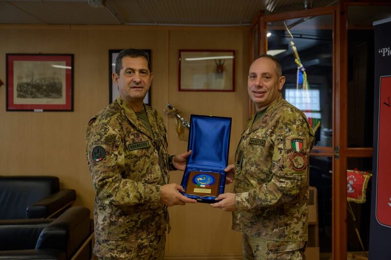 Il Comandante del COVI in visita ai militari italiani in Kosovo 2