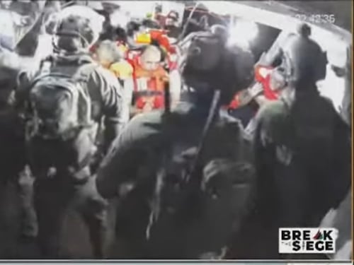 "Sequestro illegale". L'attivista pro Pal della Freedom Flotilla fa causa a Israele