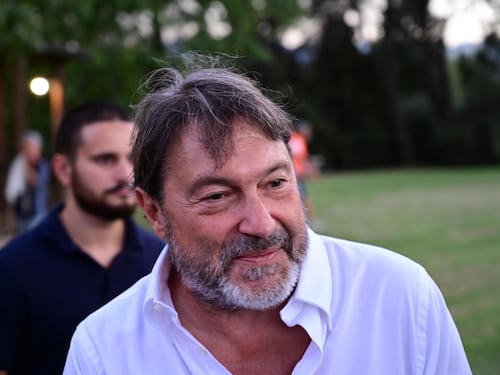 “Fu Lavitola a dirmi di sentirlo”. Parla il giornalista dello Zimbawe che intervistò Ranucci