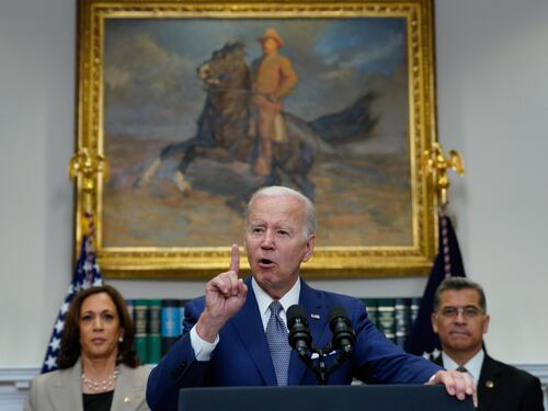 "Sull'aborto decisione terribile". Duro attacco di Biden alla Corte suprema