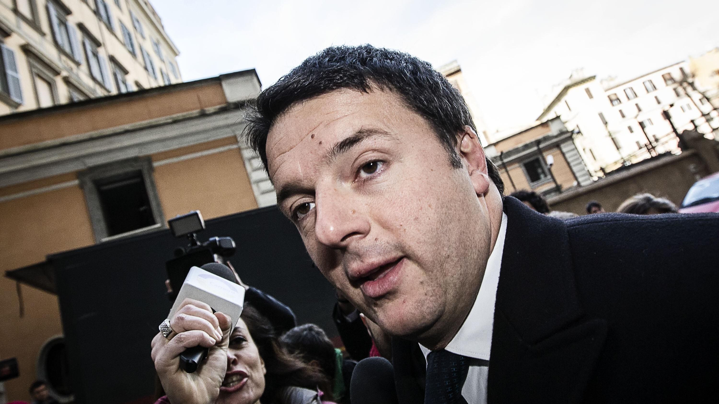 Renzi, via alle consultazioni