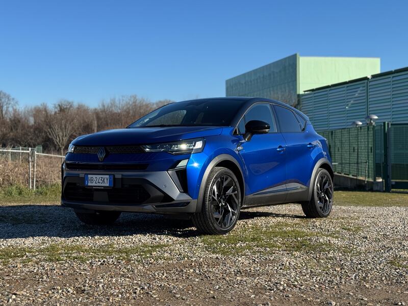 Renault Captur 1.8 E-Tech: guarda tutte le foto 1