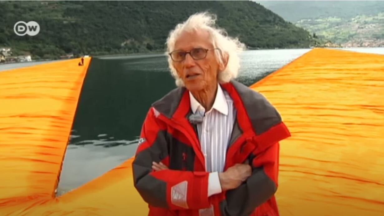 "Così Christo mi convinse a far finire la passerella nella mia isola sul lago"