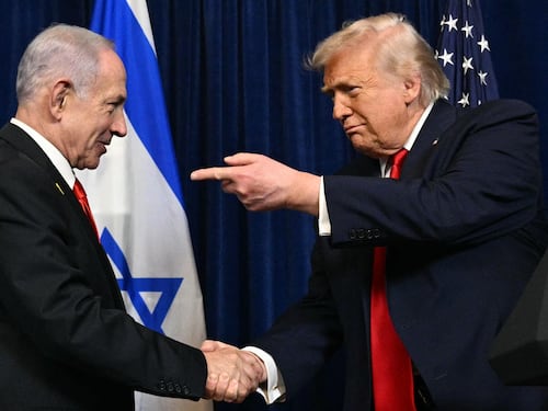Israele, Trump scende in campo per Netanyahu a otto giorni dal voto: “Senza Bibi l’America dovrà fare tutto da sola