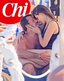 Coccole hot tra Salvini e Isoardi 1