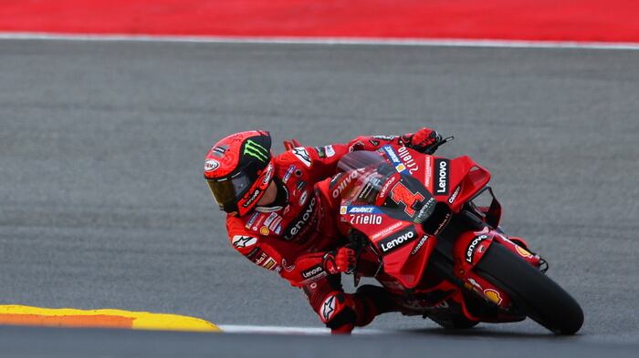 MotoGP Portimao 2023, Bagnaia mette il sigillo sulla gara d'apertura
