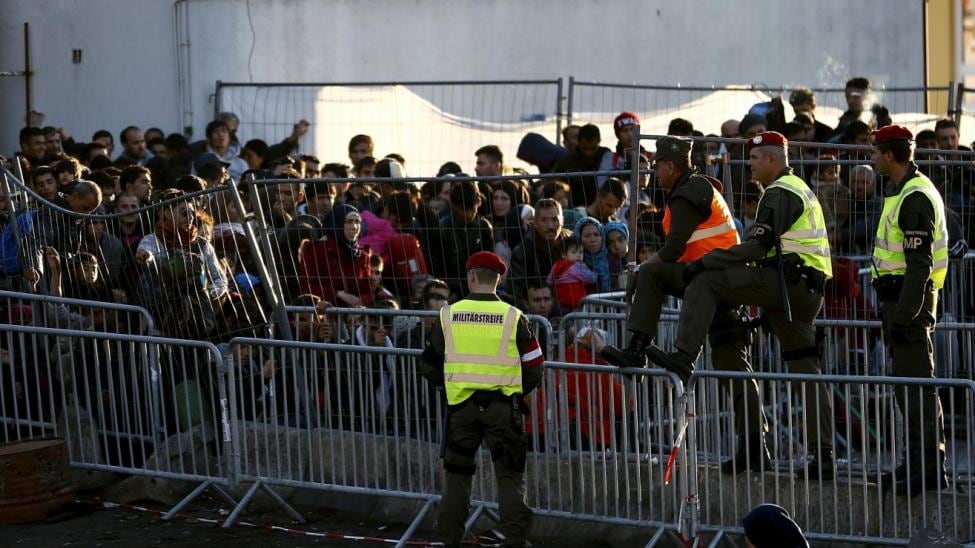 L'Austria se ne frega dell'Ue: da oggi controlli al confine