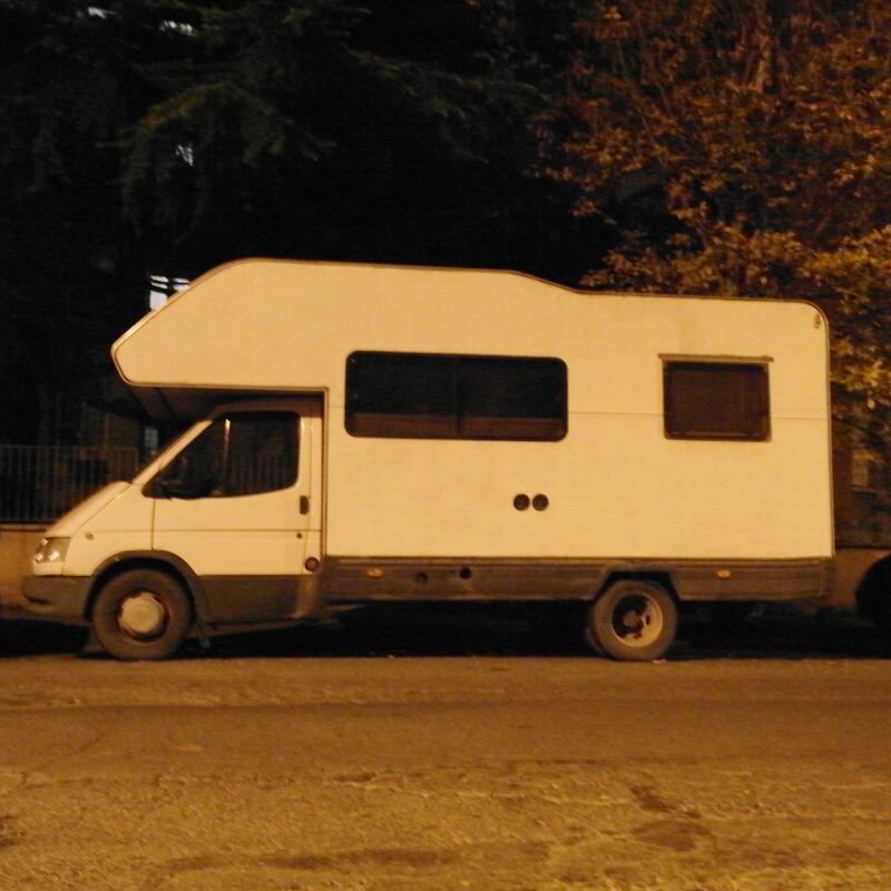 San Basilio, parla l'italiano sgomberato: "ma quale razzismo, venite a vedere come vivo" 1