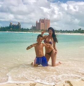 Aida Yespica sexy alle Bahamas 1