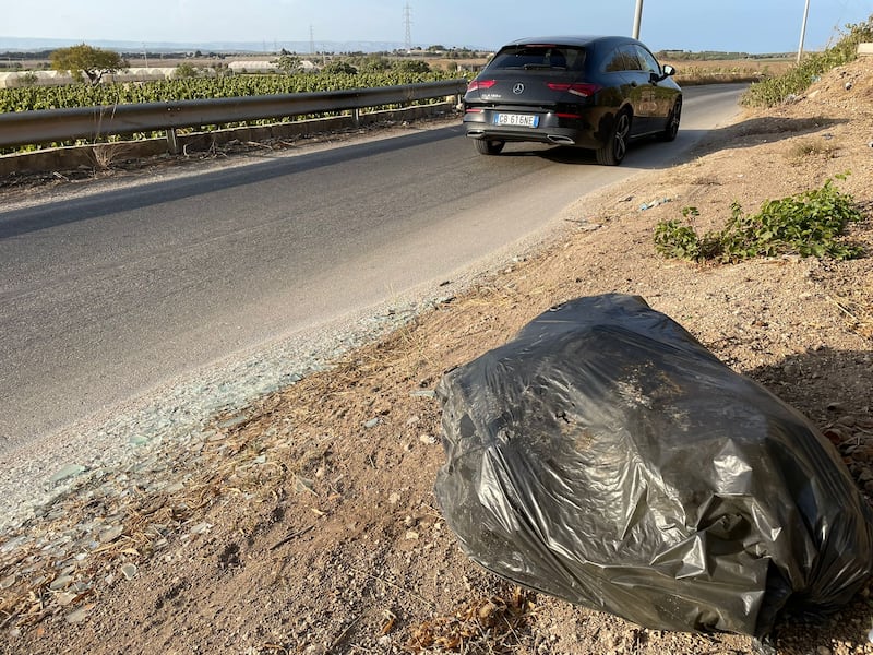 L'inferno di discariche abusive che feriscono la Sicilia 30