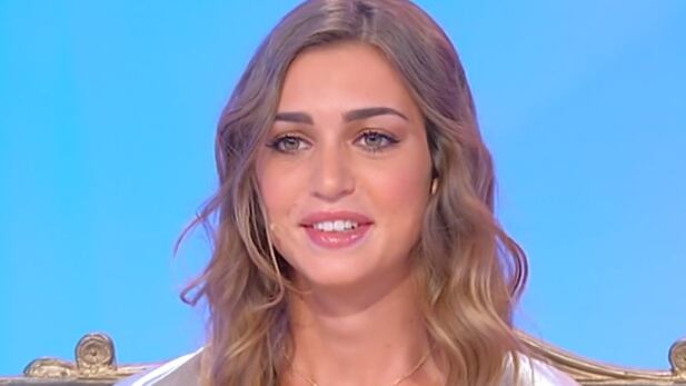 La ex tronista Sara Tozzi ha ritrovato l’amore: è tornata col suo ex