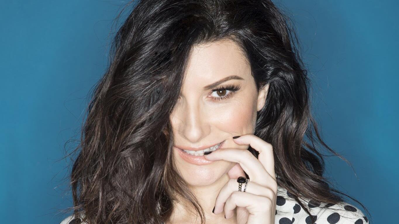 Pausini, l'"abbraccio" kolossal che farà il giro del mondo