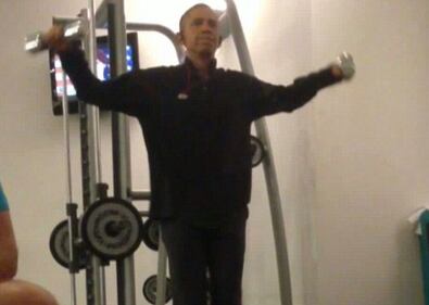 Falla nella sicurezza: ecco Obama in palestra 8