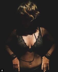 Halle Berry, lingerie su Instagram 2