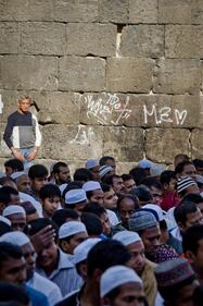 Napoli invasa: i musulmani festeggiano Allah 18