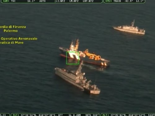 Palermo, sequestrate 20 tonnellate di hashish nascoste in una nave