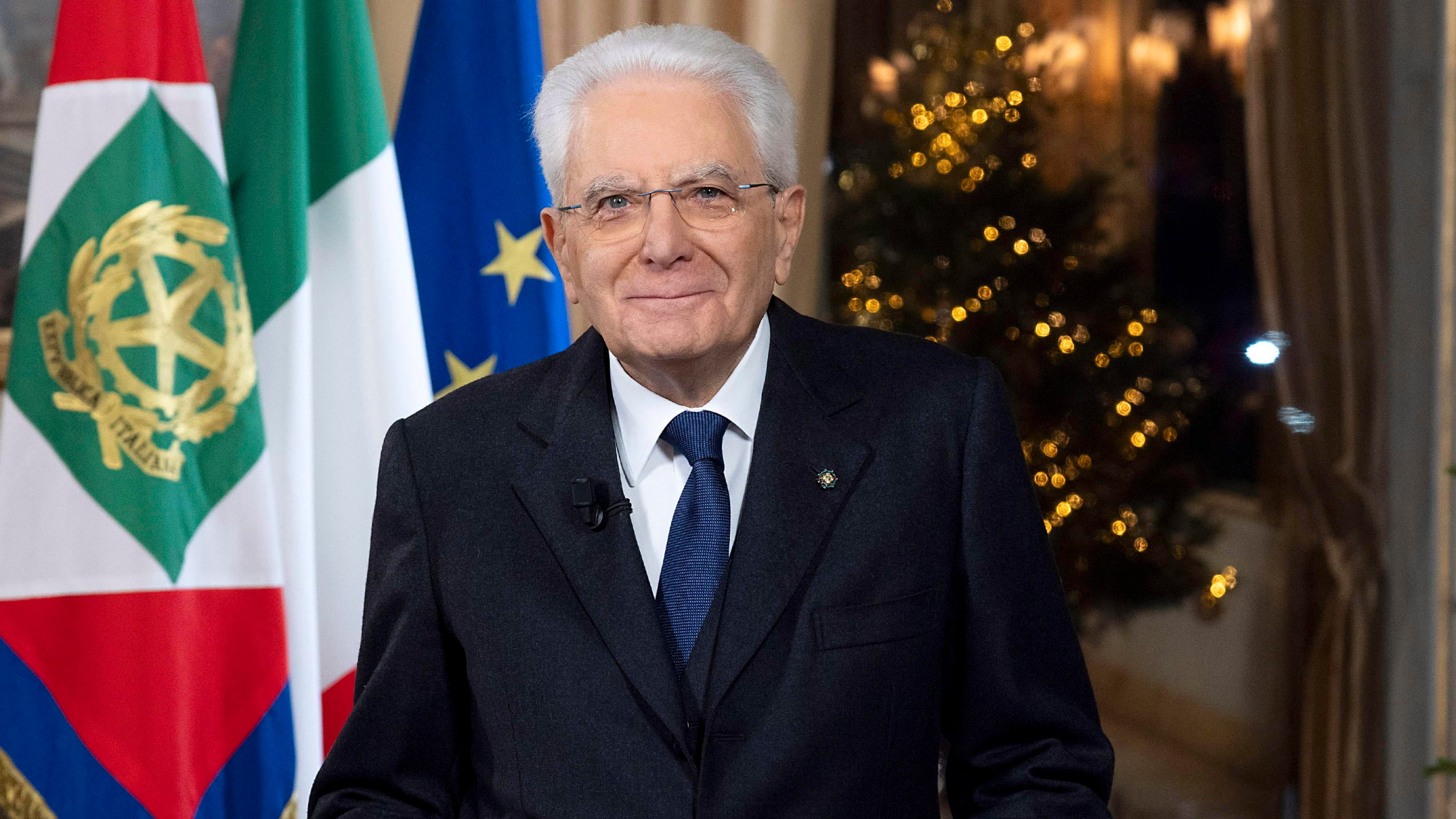 Mattarella promuove il nuovo corso politico. "Il premier donna è una grande novità. E adesso governate"