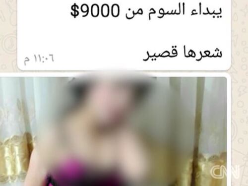 Schiave sessuali messe all'asta: Isis vende bambine vergini su Whatsapp