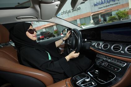 Donne alla guida in Arabia Saudita 7