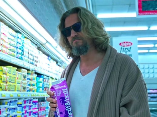 Il Grande Lebowski, all'asta i vestiti indossati dal "Drugo" Jeff Bridges e altri cimeli