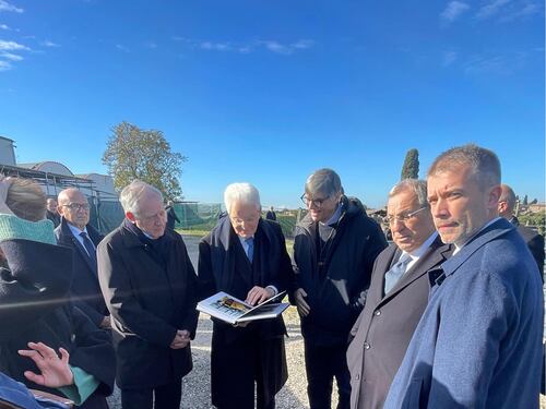 Don Patriciello, incontro a sorpresa con Mattarella