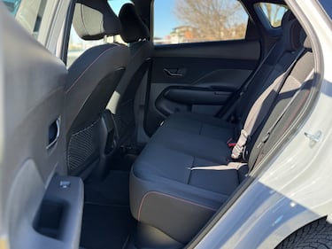 Hyundai Kona HEV: tutte le foto 12