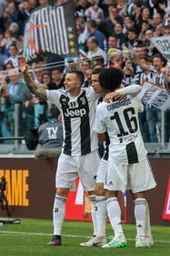 La Juventus ribalta la Fiorentina: le immagini del trionfo bianconero 6