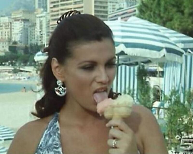 Il nuovo look di Serena Grandi 6
