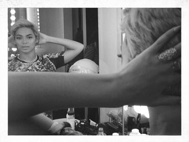 Beyoncè dà un taglio ...ai capelli 1