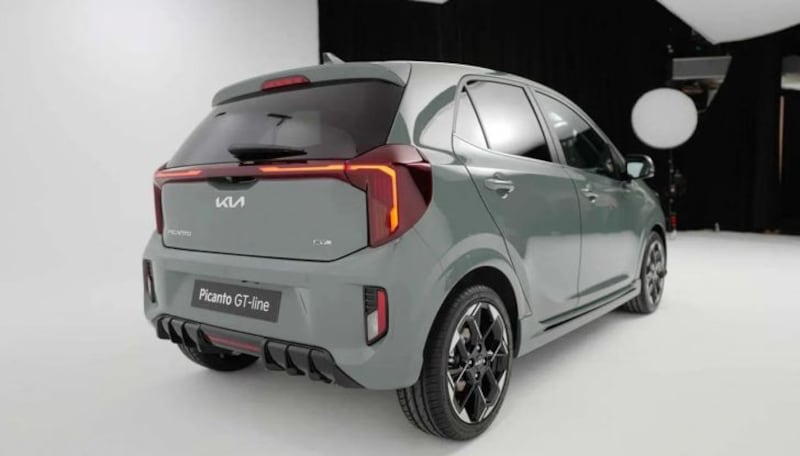 Kia Picanto restyling 2023, guarda tutte le immagini 8