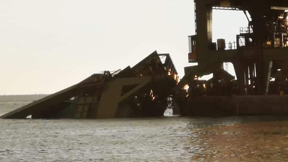 Tromba d'aria a Taranto: disperso operaio ex Ilva