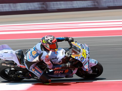 MotoGP, in Indonesia trionfa Aldeguer: a terra Marquez, Bezzecchi e Bagnaia