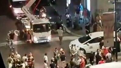Il quartiere trasformato in discoteca (a cielo aperto): (mala)movida e degrado a Milano