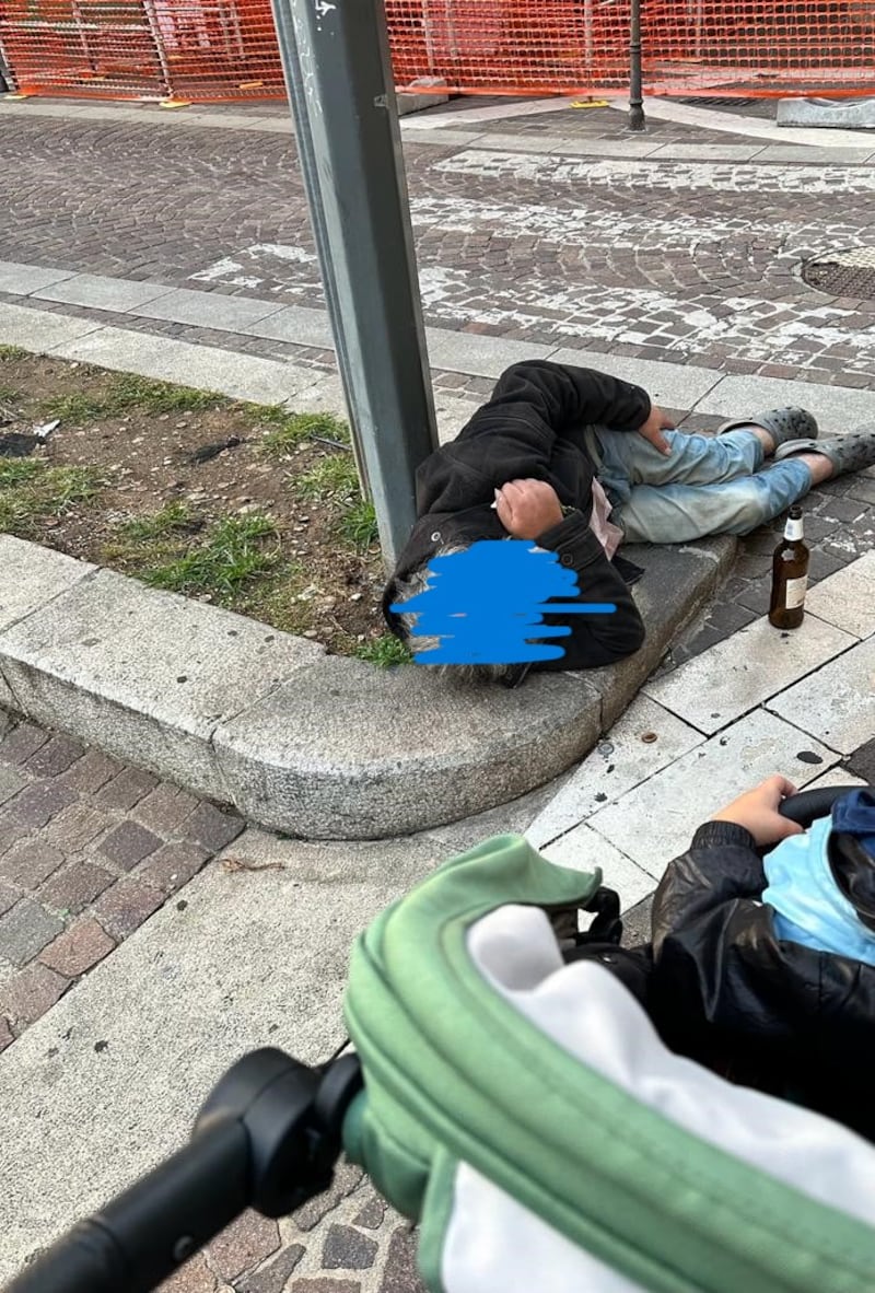 Dopo la pedonalizzazione di via Sacchini degrado e mancanza di sicurezza 8 