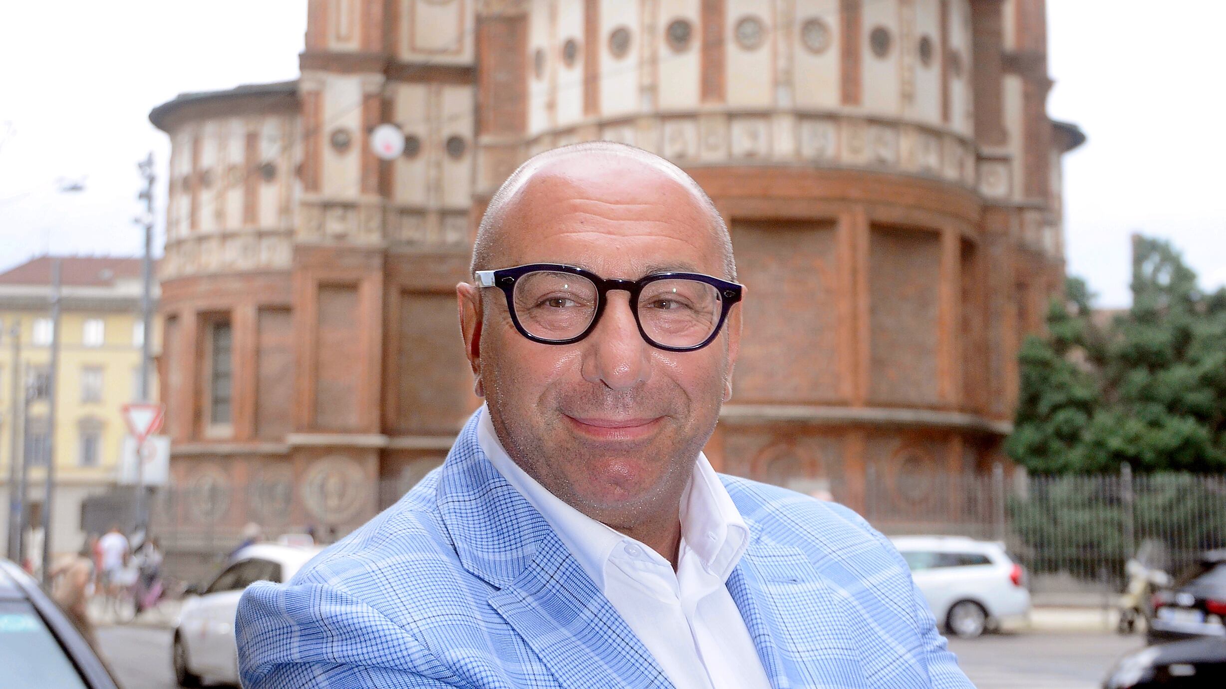 Bernardo lo tallona e Sala è nervoso