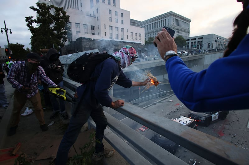 Proteste e scontri a Los Angeles 2