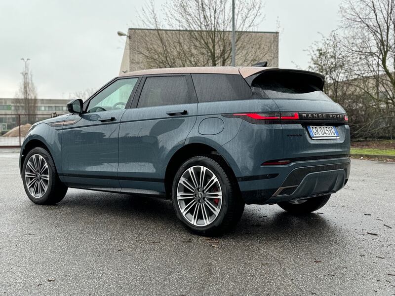 Range Rover Evoque PHEV: guarda la gallery del rivisto SUV ibrido inglese 7