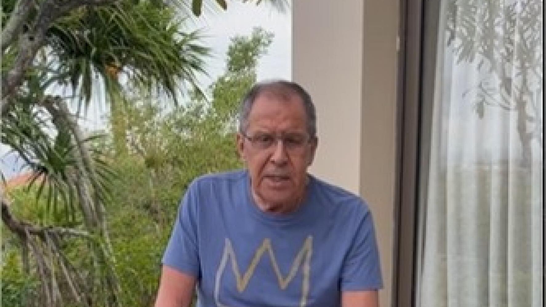 Lavrov isolato. Salta la foto di gruppo al G20