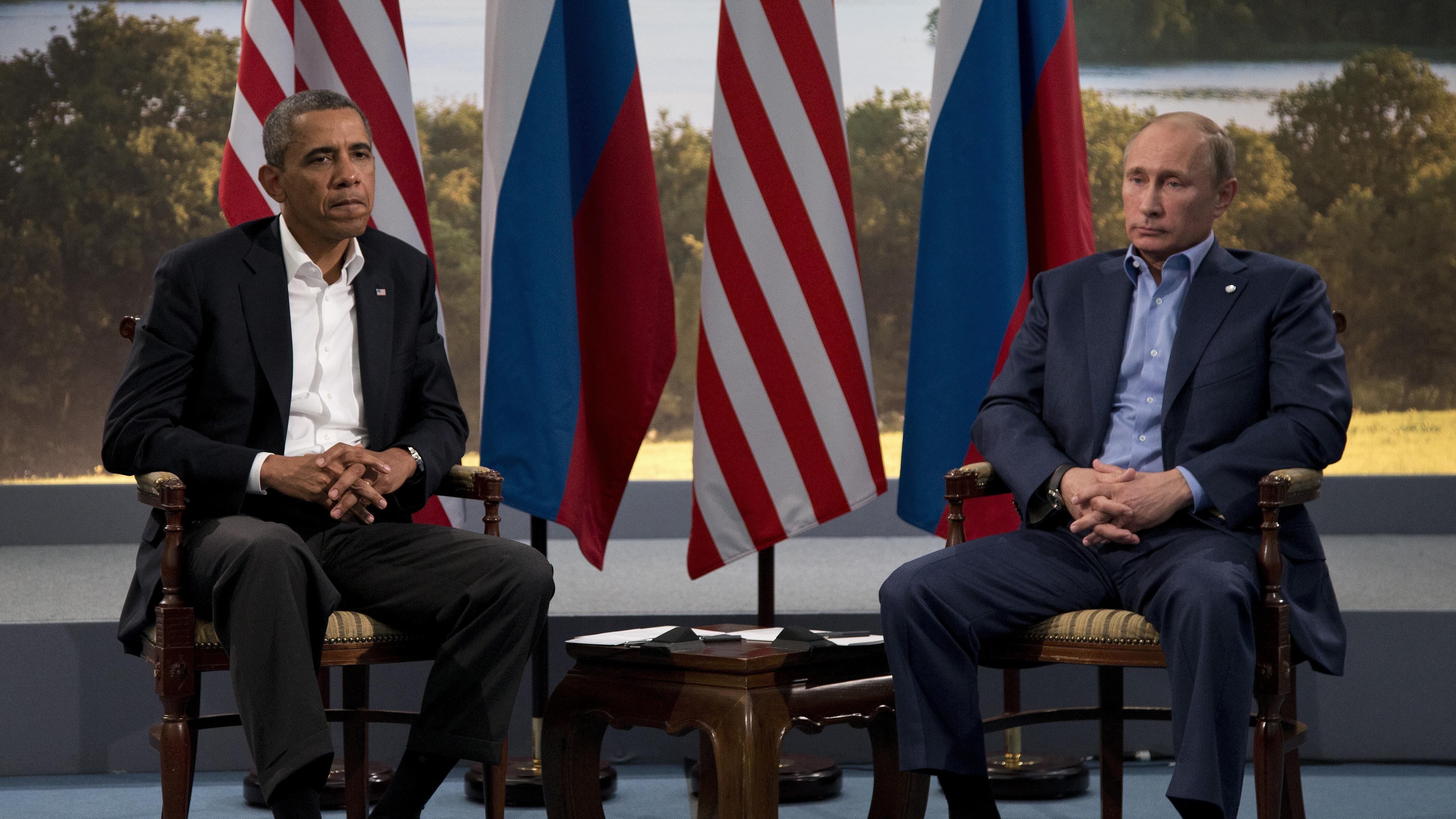 Putin bombarda il Califfato Obama reagisce: "Aiuta Assad"