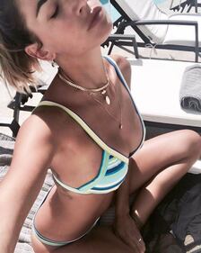 Melissa Satta, sexy in bikini mozzafiato 5