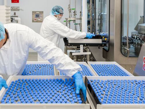 Gli Stati Uniti approvano il farmaco anti-ebola per combattere il Covid