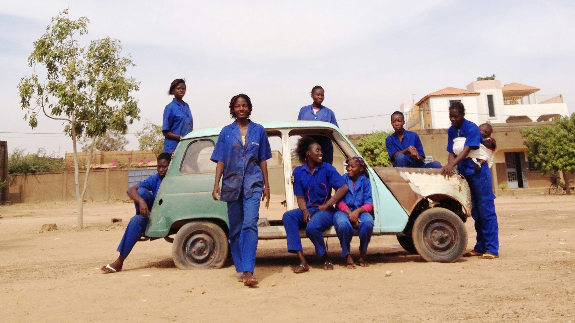 Il fenomeno "Ouaga Girls" contagia le donne africane