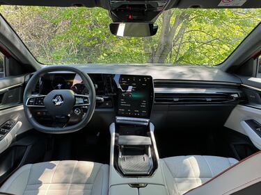 Renault Espace E-Tech 2024: guarda la gallery del nuovo suv ibrido super spazioso 13