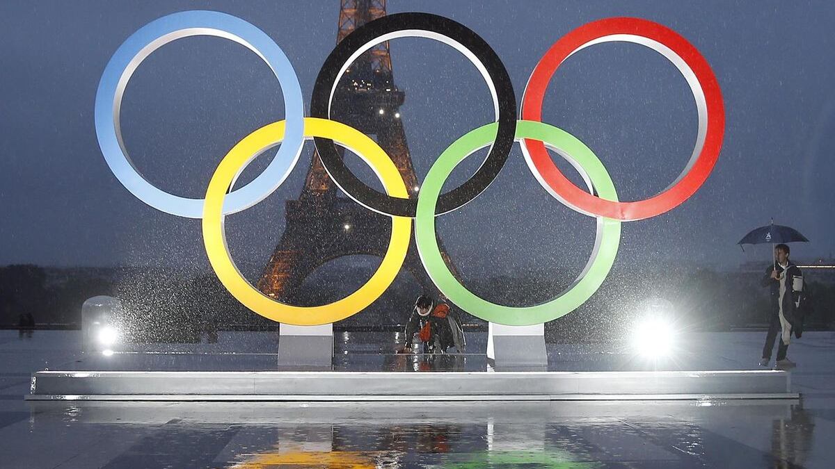 Olimpiadi di Parigi 2024, rubati i piani di sicurezza: scatta l'allarme