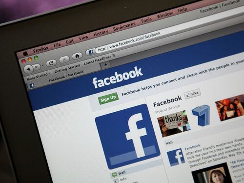 Facebook tenta la rivoluzione: addio link, news sui social