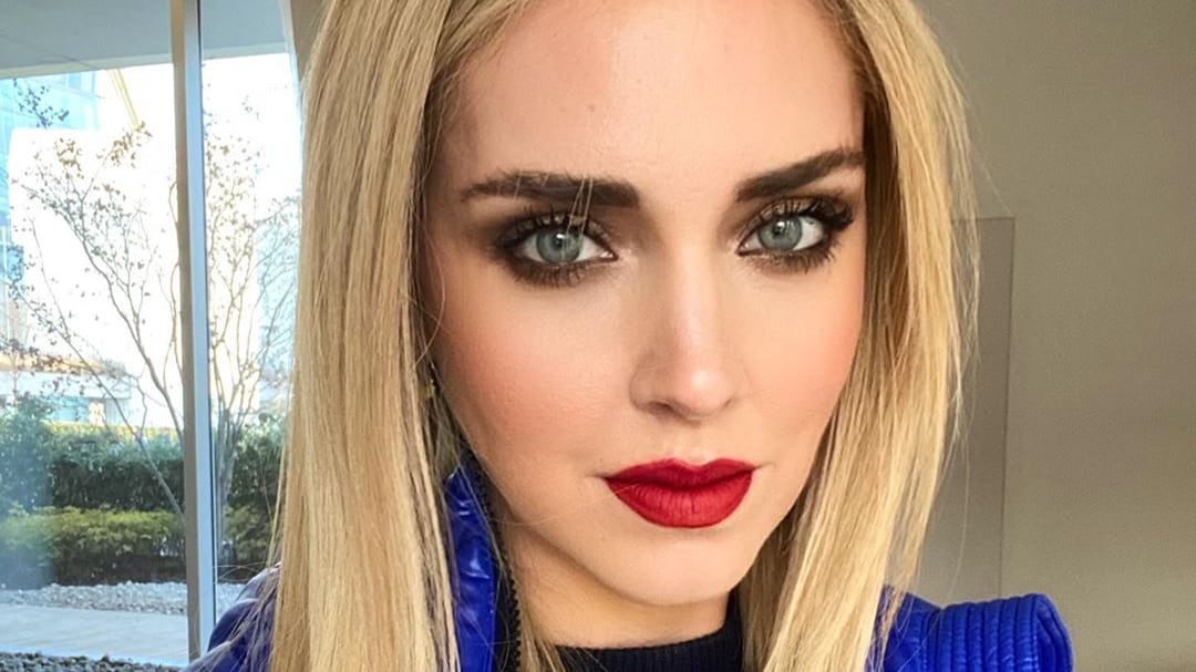 E ora arrivano pure i biscotti della Ferragni. Il web insorge