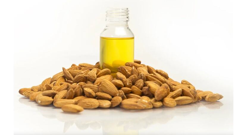 olio di mandorle dolci