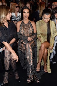 Kim Kardashian in biancheria intima alla Paris Fashion Week 25